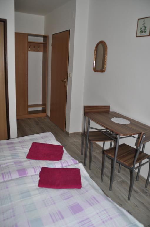 Privat Magdalena Apartment Bešeňová Екстериор снимка