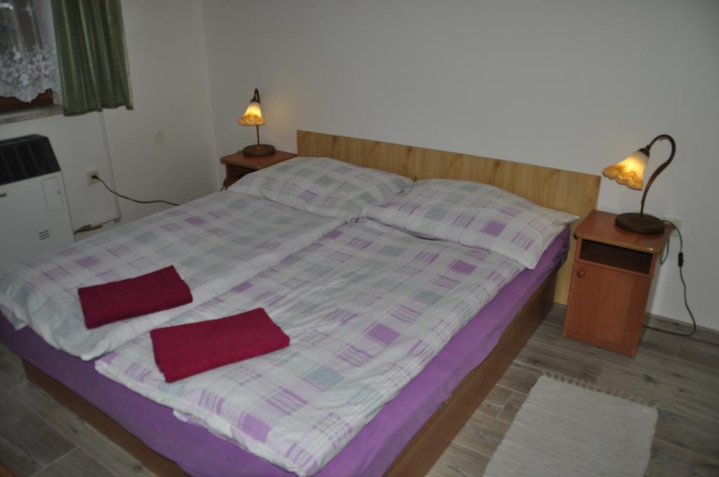 Privat Magdalena Apartment Bešeňová Екстериор снимка